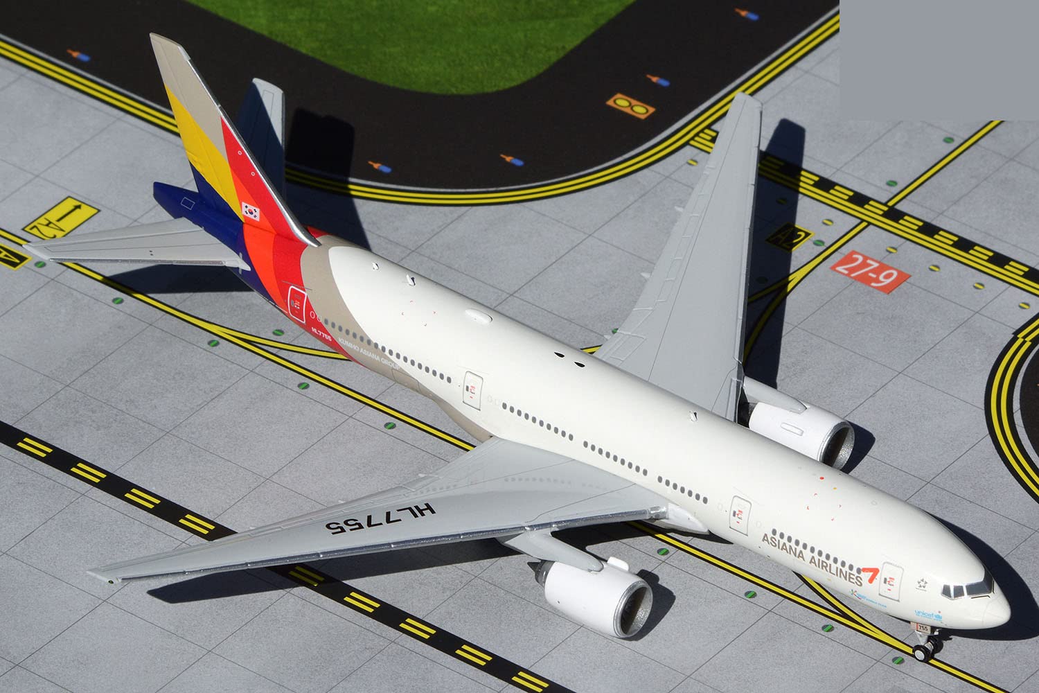 Amazon.co.jp: ボーイング 777-200ER 民間航空機 アシアナ航空