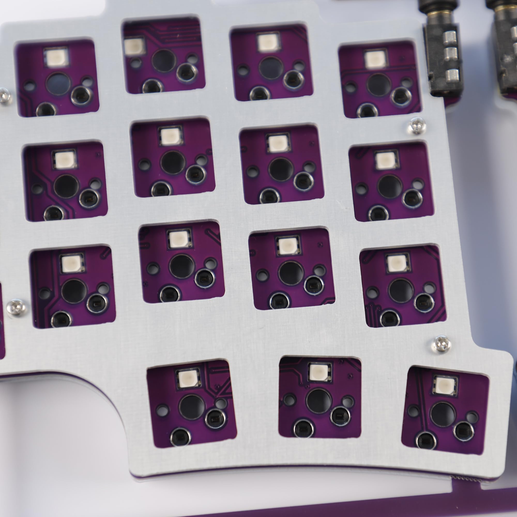 Amazon | YMDK スプリット36キー 人間工学 40% レイアウト ホット