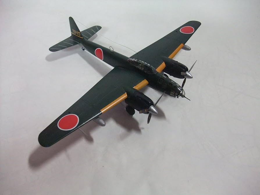 Amazon | 完成品 日本海軍双発爆撃機 銀河【ぎんが】72分の1サイズ