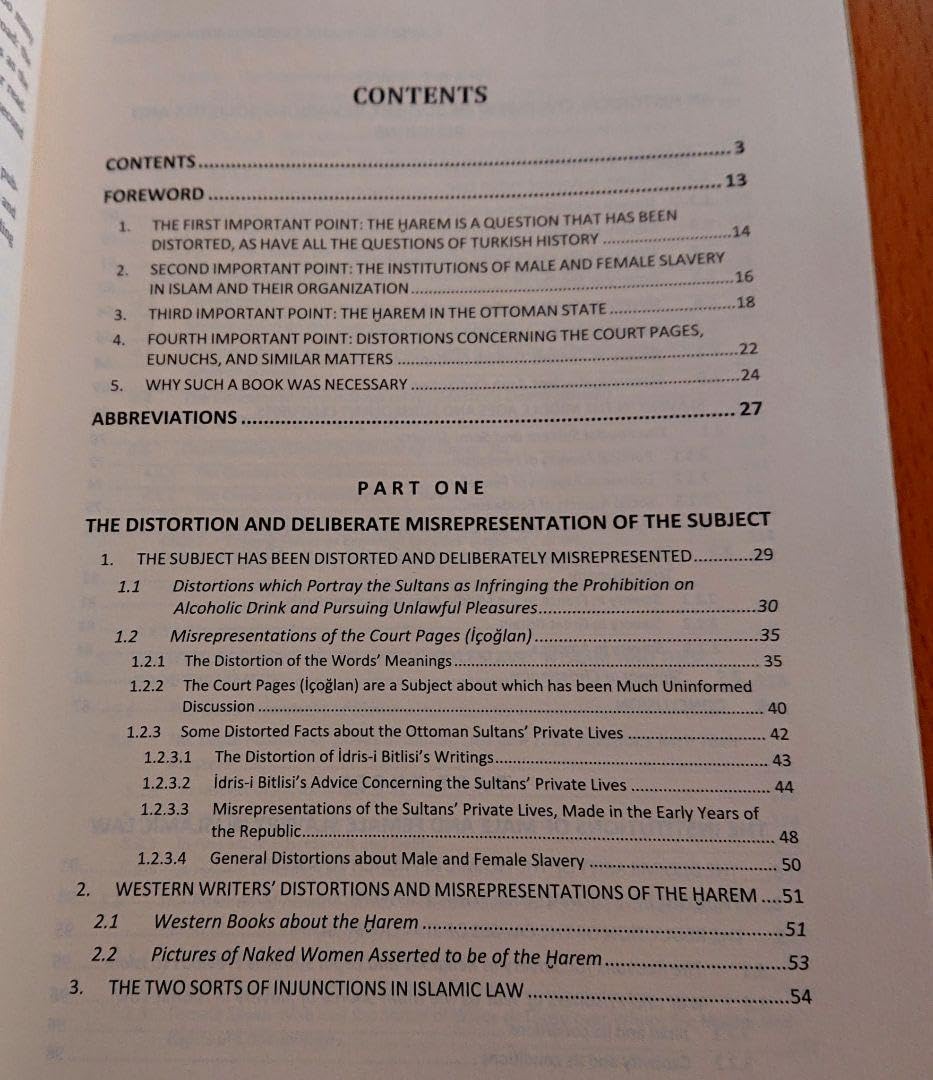 Amazon.co.jp: 英語オスマン帝国のハレム イスラーム法における男と女