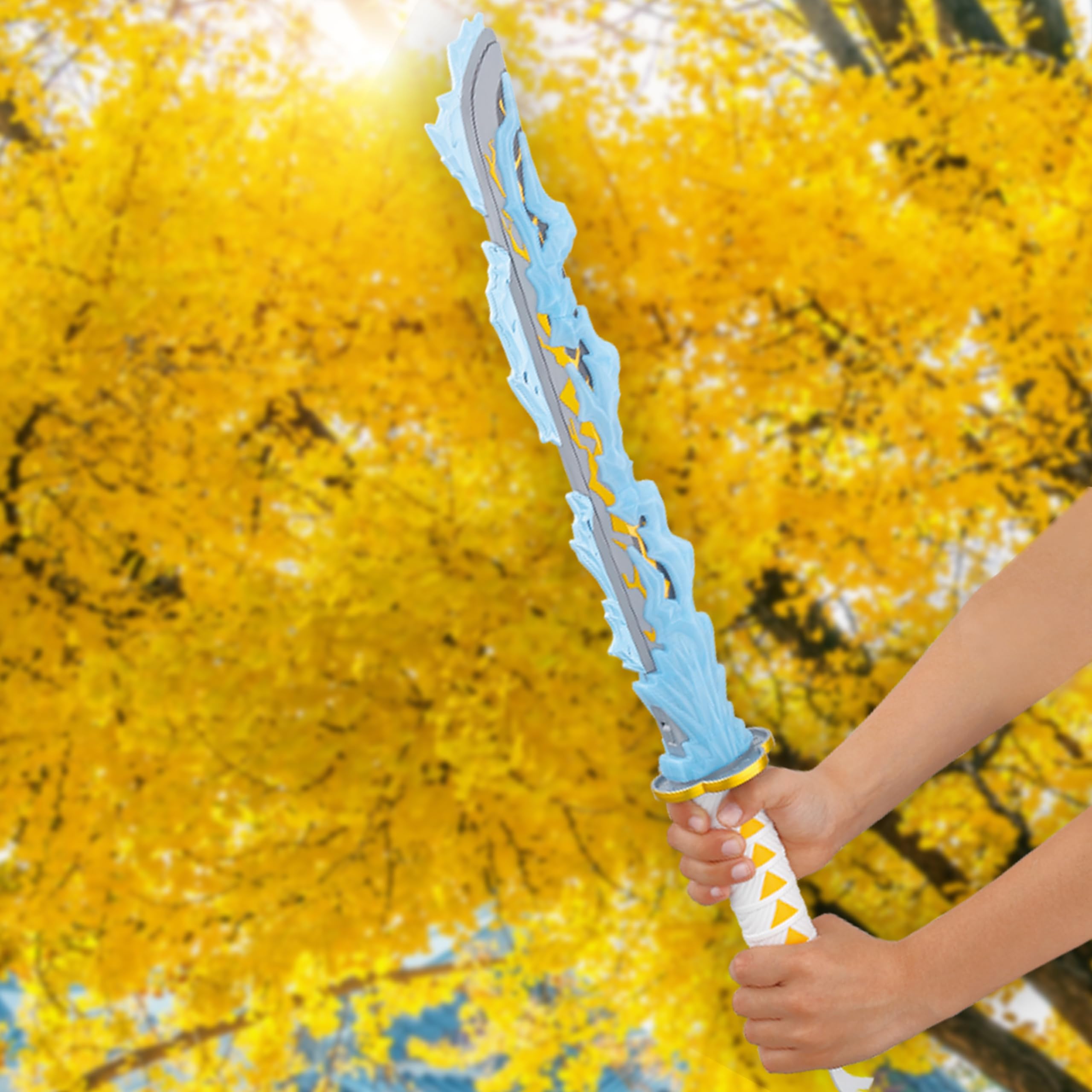 Amazon | バンダイ 鬼滅の刃 我妻善逸 DX日輪刀 | ベルト・なりきり