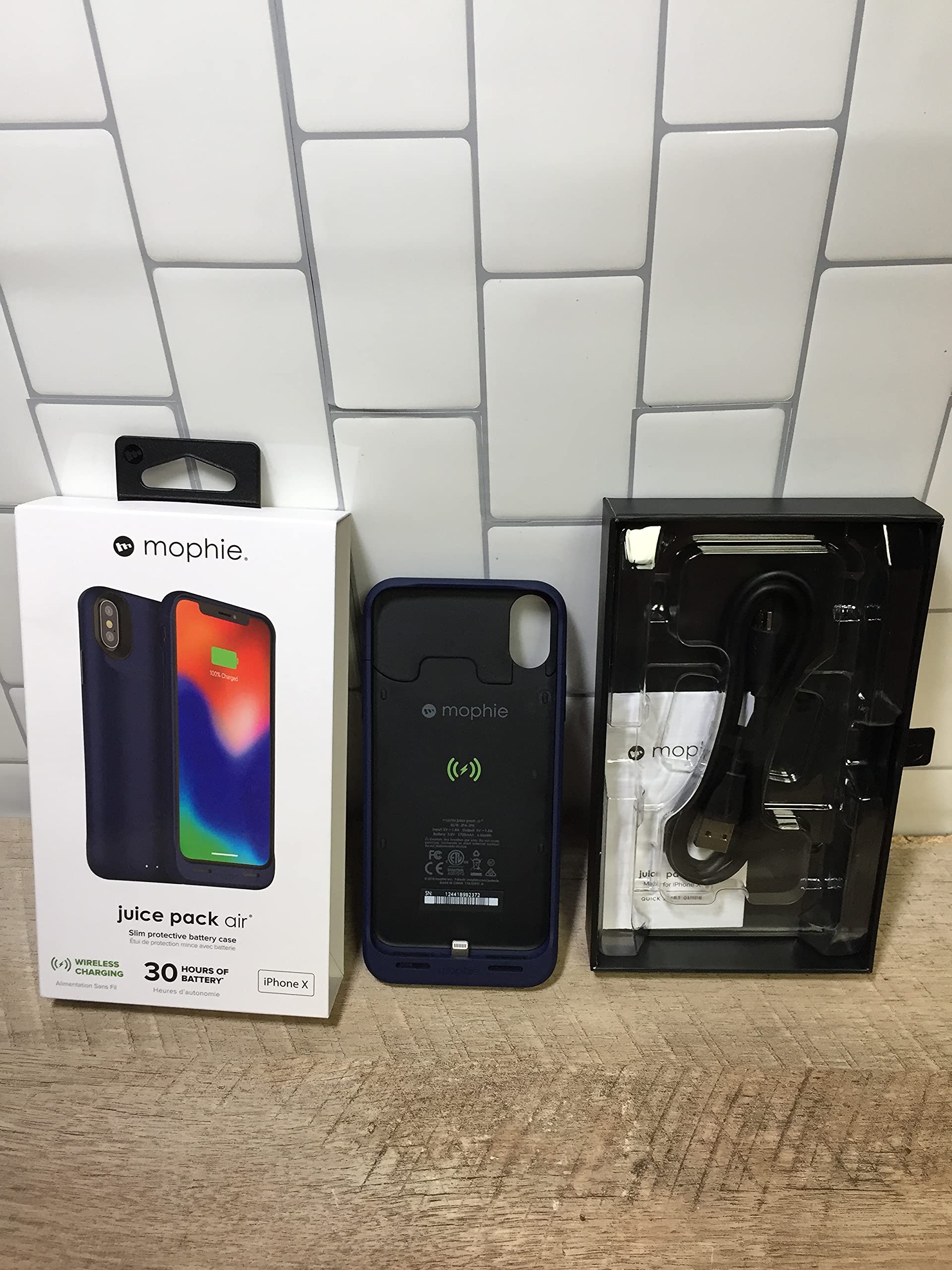 Amazon.com: Mophie juice pack wireless - Qi Wireless Charging