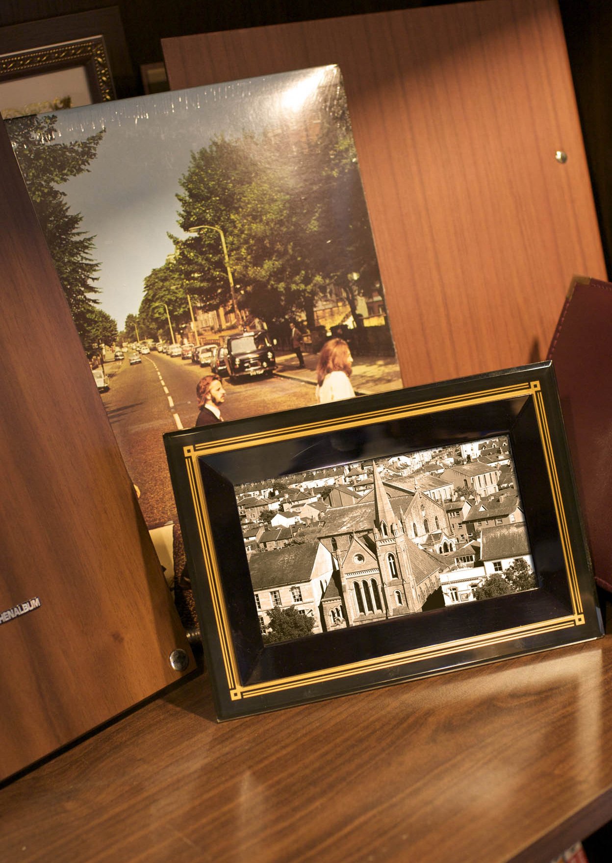 Amazon | Transcend デジタルフォトフレーム T.photo 710 TS1GPF710