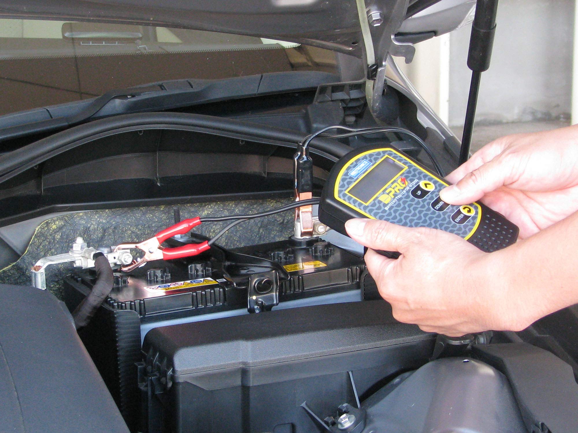 Amazon.co.jp: OMEGA PRO (オメガ・プロ) バッテリーテスター 12V始動