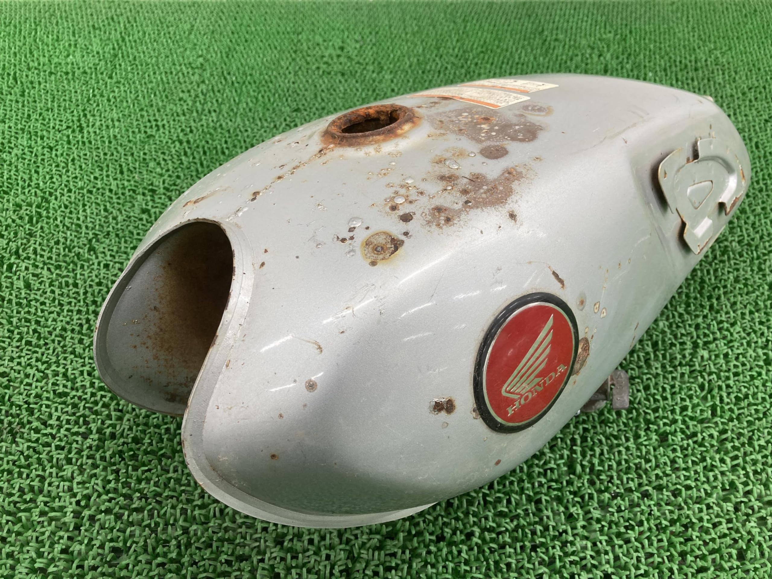 Amazon | Honda(ホンダ) CL50ベンリィタンク銀純正中古バイク部品