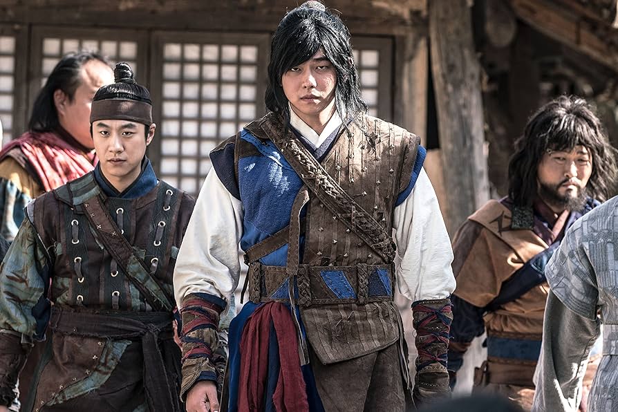 Amazon.co.jp: 逆賊‐民の英雄ホン・ギルドン- DVD-SET1 : ユン