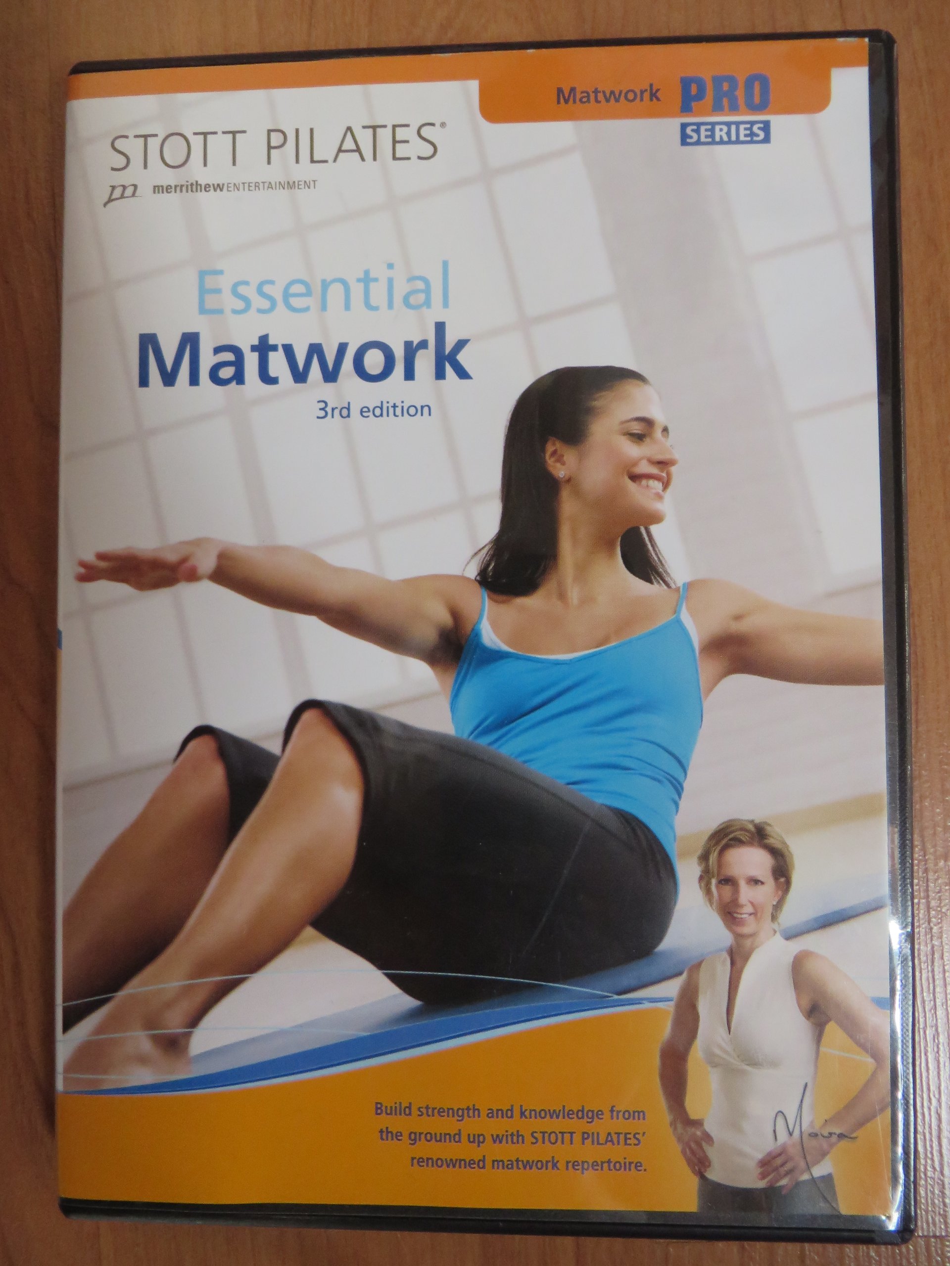 STOTT PILATES Essential Matwork 3rd Edition (6 Languages) : Moira