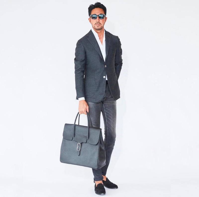 0981 フラップトート ブラック – MINIMAL WARDROBE