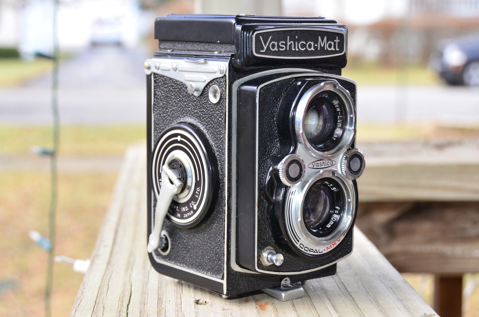 Yashica Yashica-Mat (1957) – mike eckman dot com