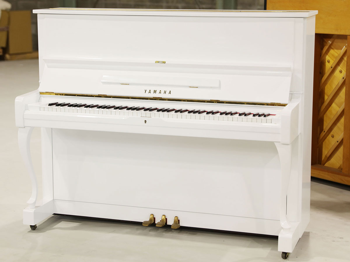 中古ピアノ YAMAHA（ヤマハ）U1H ホワイト 上品な白い猫脚ピアノ