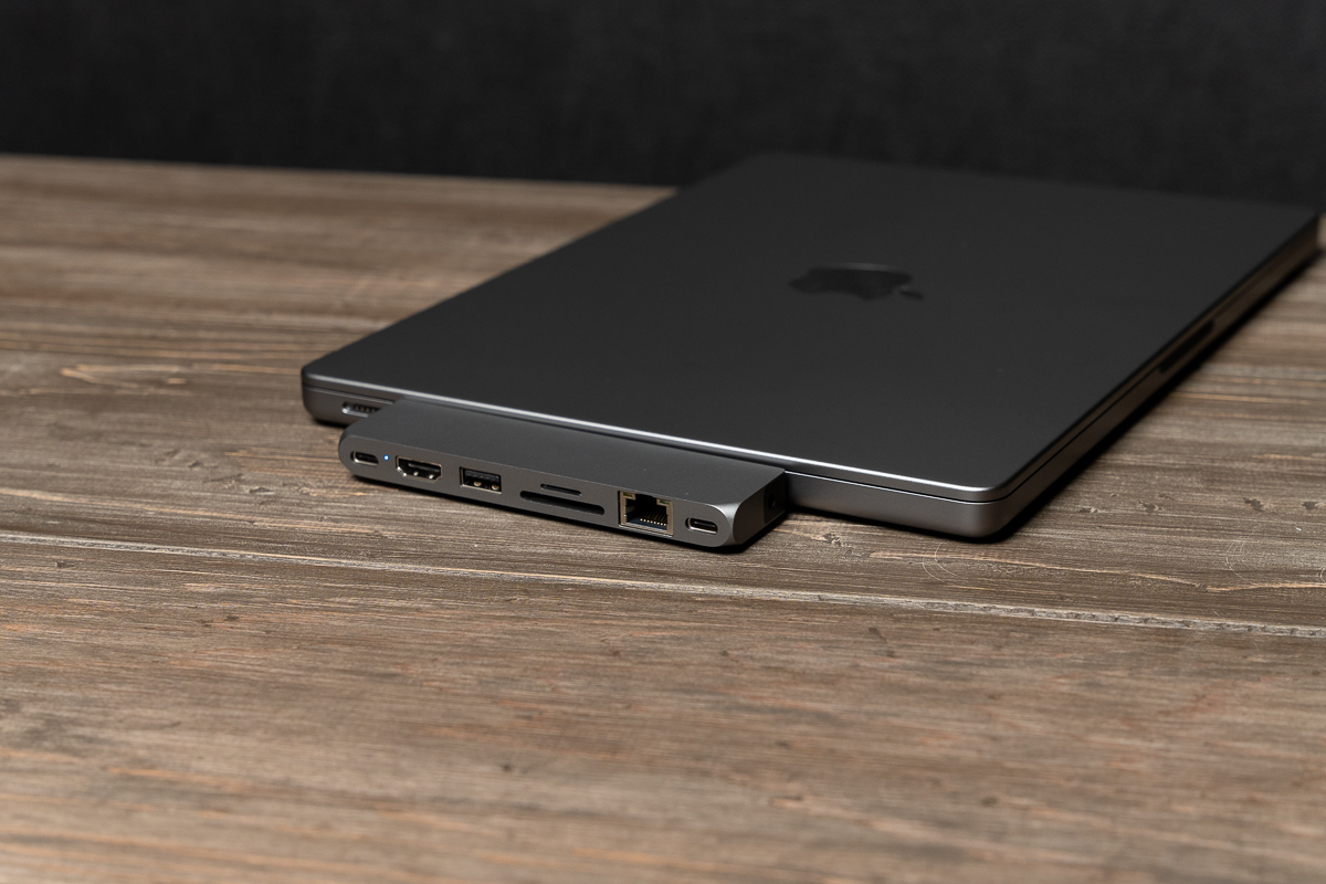 Satechi USB-C Proハブ Max 8in2 レビュー：M1 Pro / M1 Max MacBook