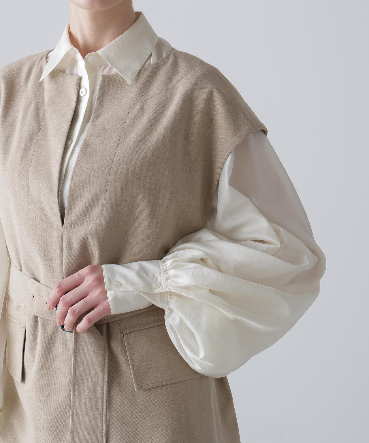 ドライハイブリッドブラウス | ADORE（アドーア） ｜【公式】通販mix