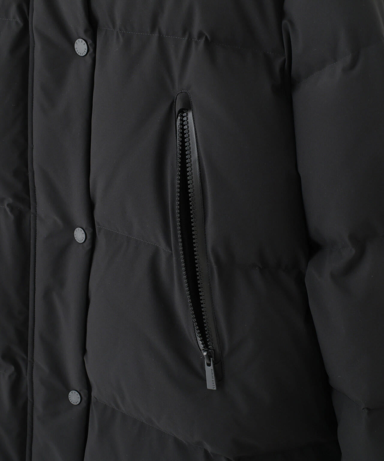 西川ダウン(R)」ソロテックスAラインダウン | NANO universe（ナノ