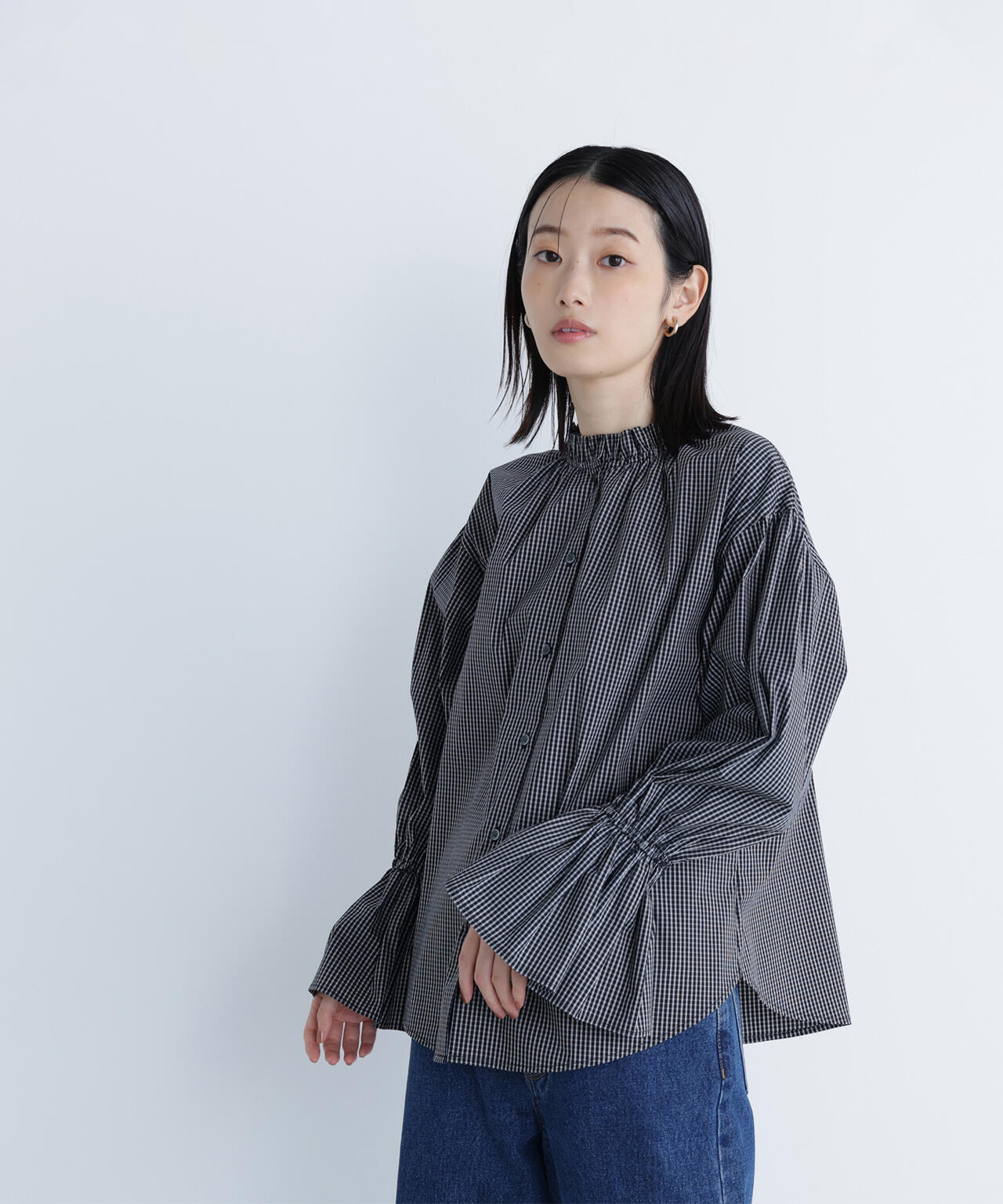 Oggi掲載】フリルカフスハイネックブラウス | NATURAL BEAUTY BASIC