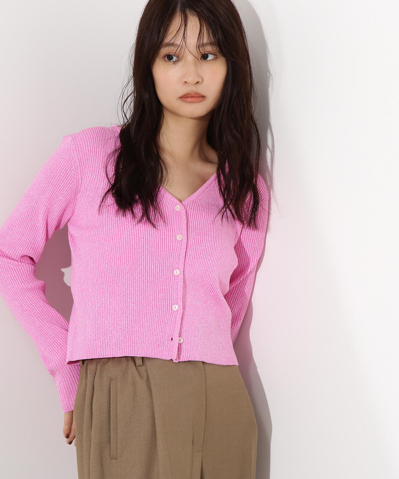 コンパクトVネックリブカーディガン | N. Natural Beauty Basic*（エヌ