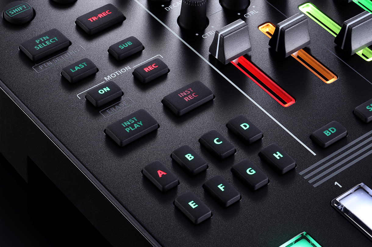 Roland AIRAシリーズ新商品「TR-8S」発売！前モデルTR-8と何が変わった