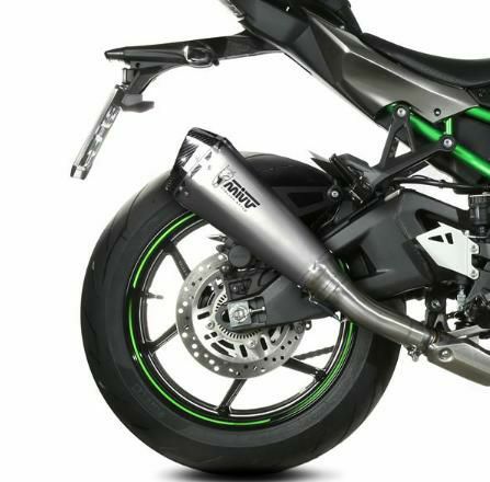 Akrapovic (アクラポヴィッチ)チタン・スリップオン・マフラー