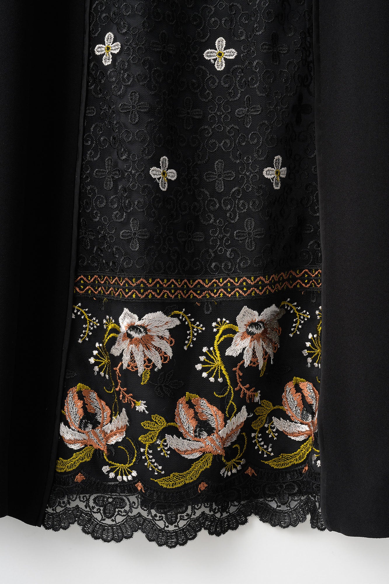 Framed flower lace dress