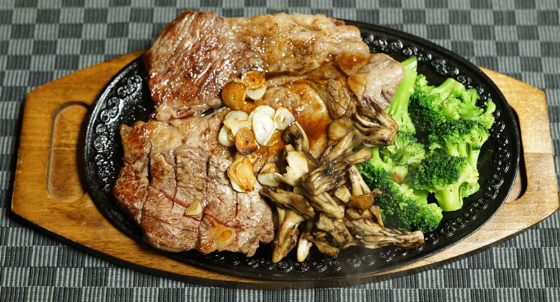 40年利用 南部鉄器 盛栄堂 及源 ステーキ皿 | My Favorite Goods