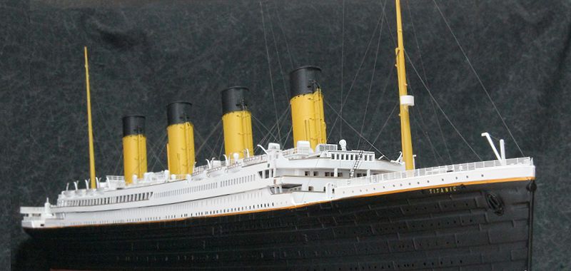 1/350 客船 R.M.S.タイタニック ディティールアップ 電飾組込完成品