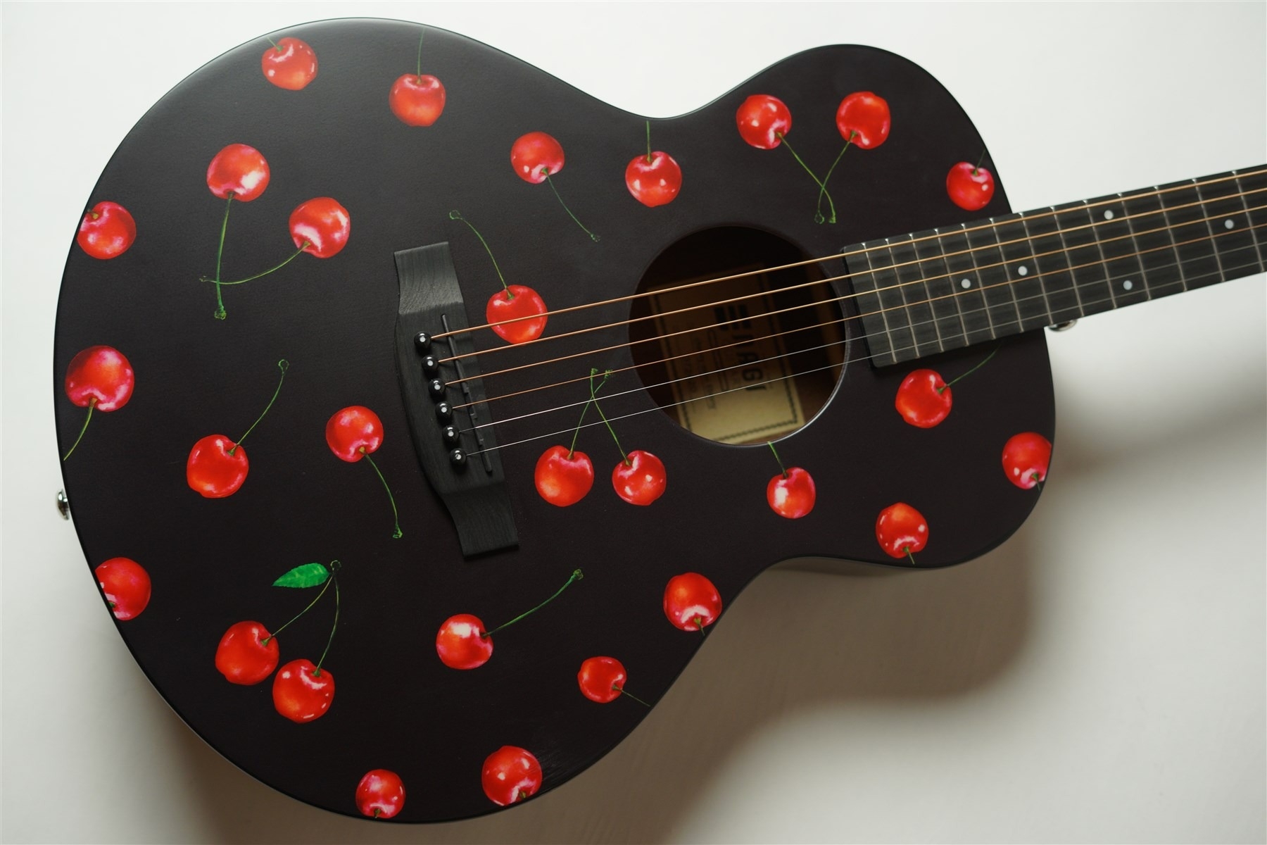 DISCONTINUED] cherry mini Ebony | DISCONTINUED | NAGI GUITARS