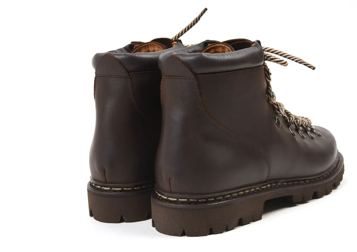 パラブーツ AVORIAZ／Nub-Gringo｜重厚ヌバックの名作マウンテンブーツ