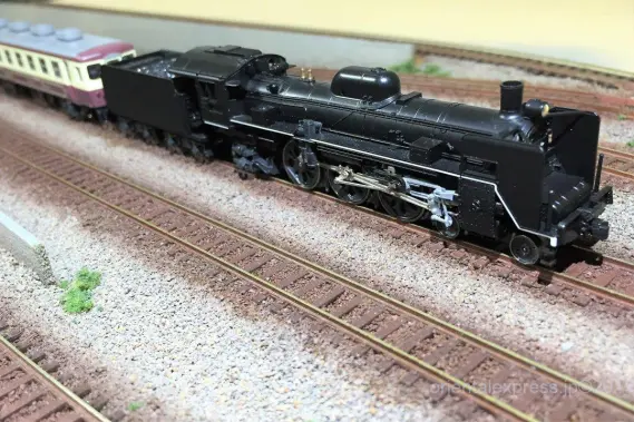 12系「SLばんえつ物語」7両セットが入線しました。KATO 10-269