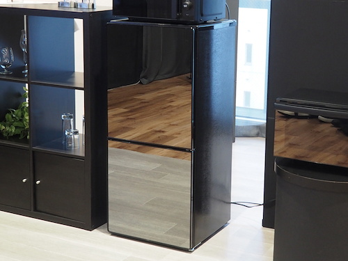 一人暮らしの部屋をオシャレに魅せる、ツインバードのMirror Design