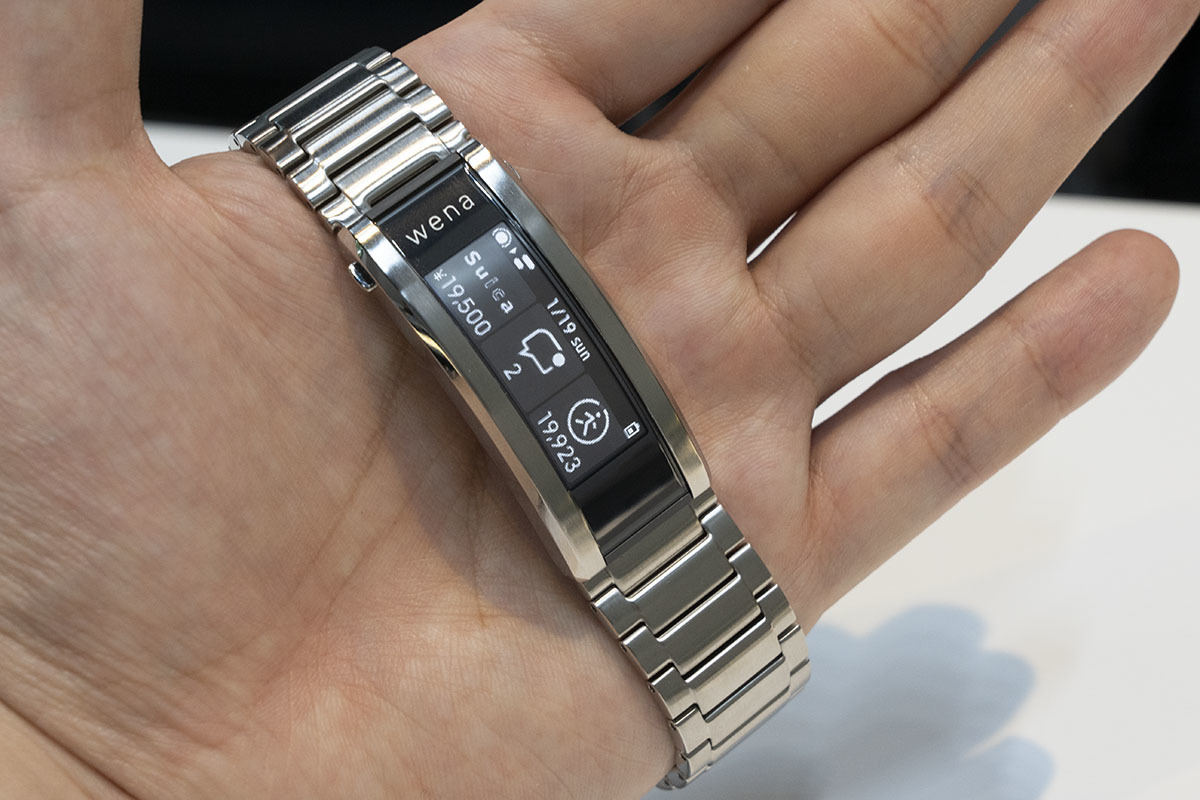 ソニー、Suica対応のスマートウォッチ「wena 3」。画面大型化/Alexa