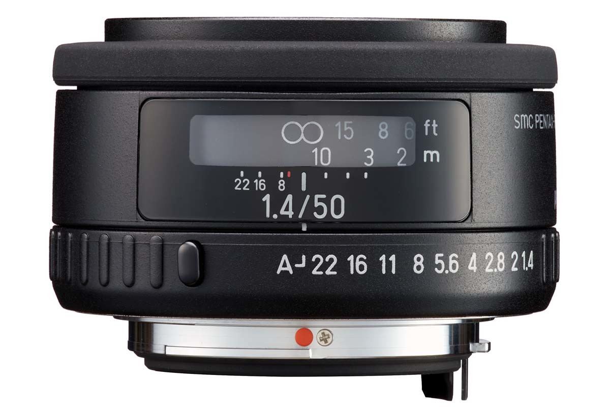 PENTAX、2種類の50mm F1.4レンズ 同じ焦点距離、開放F値でも描写が違う