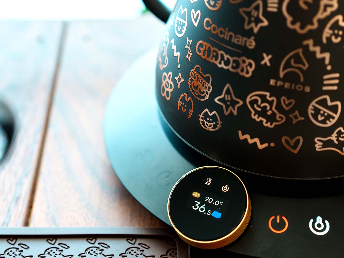 EPEIOS、猫のイラストをデザインしたドリップケトル 「CHANOIR」との