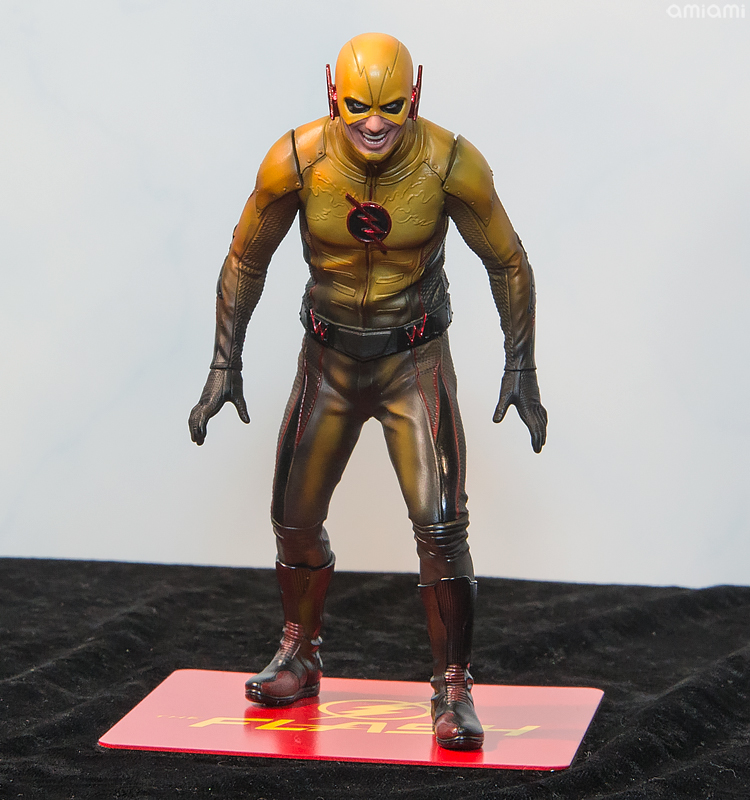 Photo Album] Kotobukiya Photoshoot ARTFX+ Reverse Flash 