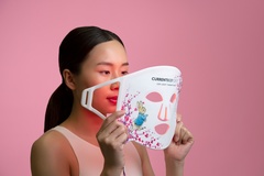 ピーターラビット(TM)がマスク型美顔器「カレントボディ」とコラボ