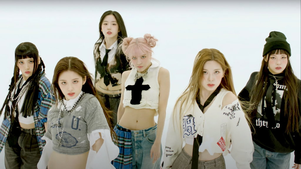 NMIXX release debut mini-album 'expérgo' with 'Love Me Like This