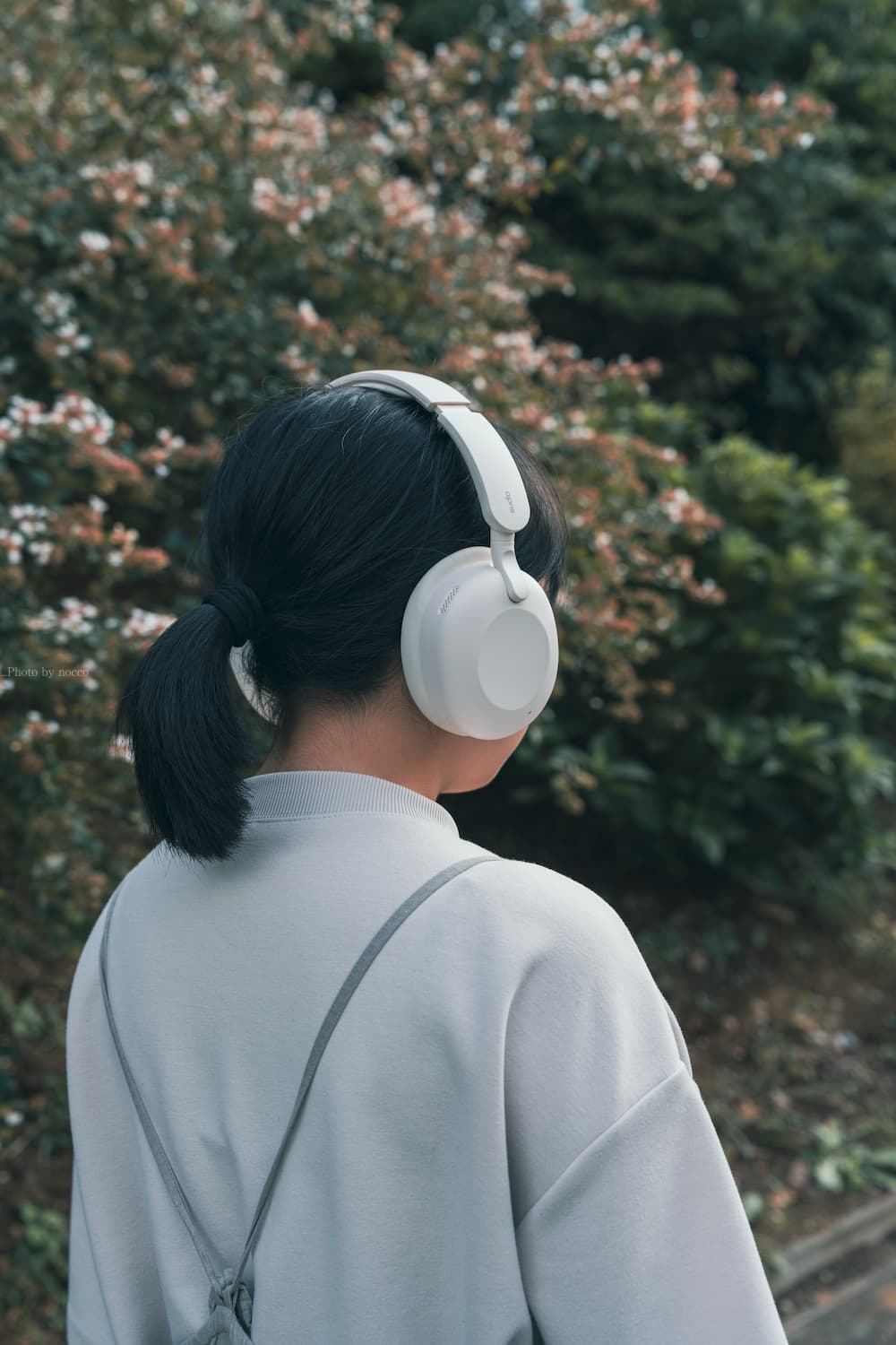 初めてのノイズキャンセリングを体験。北欧デザインのワイヤレス