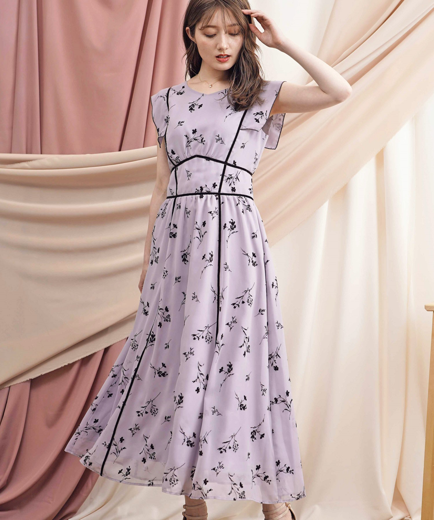 フラワーフロッキーワンピース | ロングワンピース | NOELA OFFICIAL