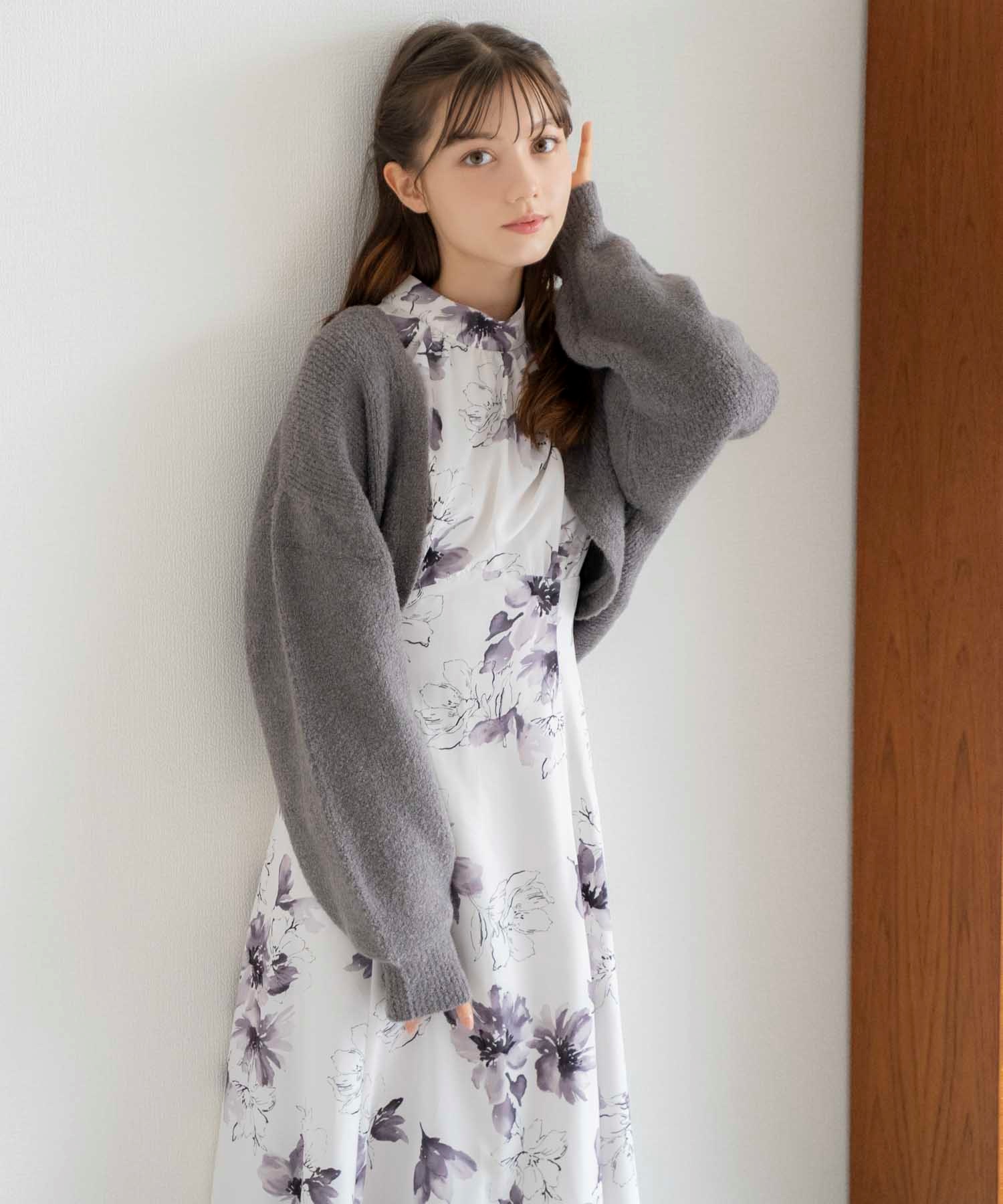 カーデ×ラインフラワーワンピース | ロングワンピース | NOELA