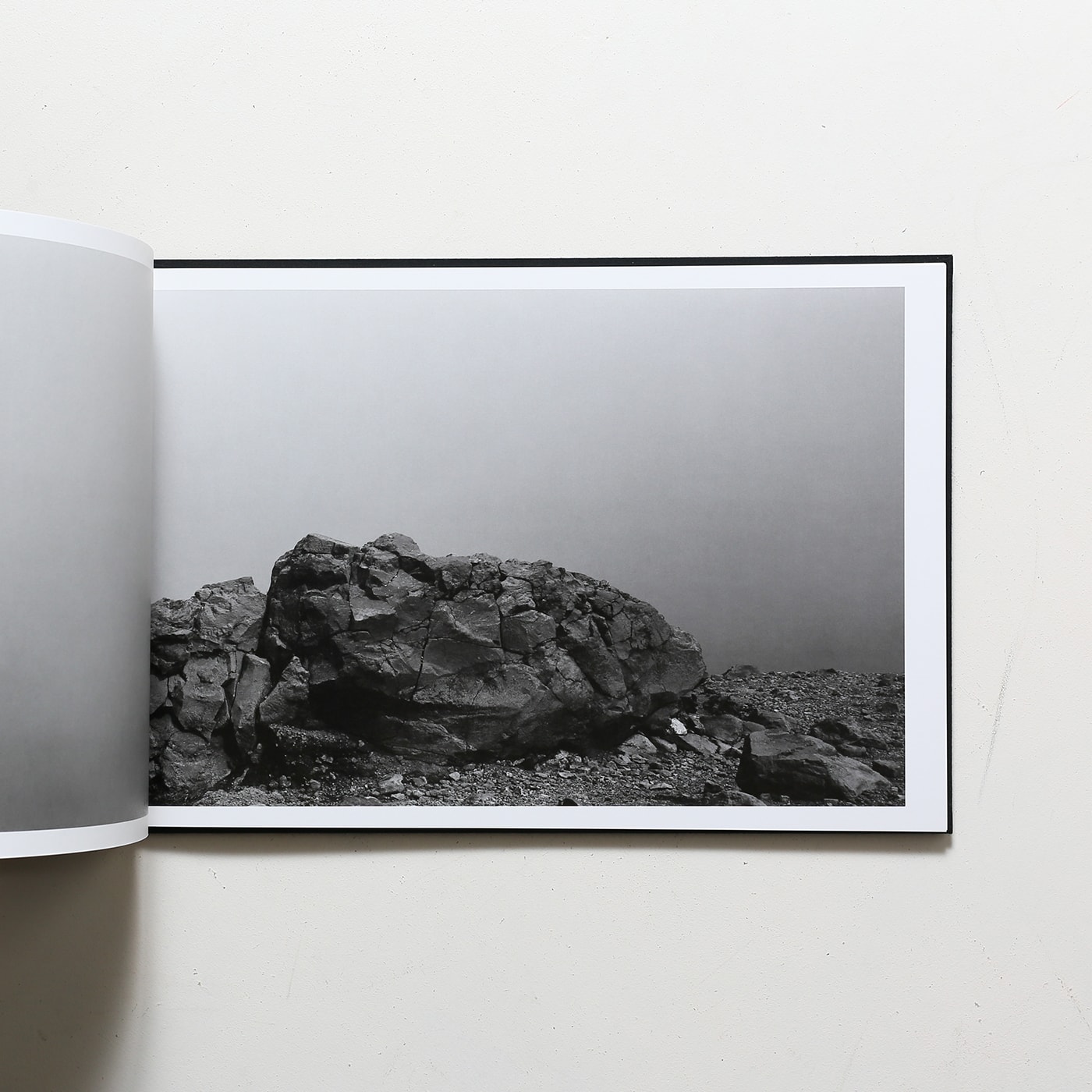 沈黙の中身はすべて言葉だった | 村越としや | nostos books ノストス