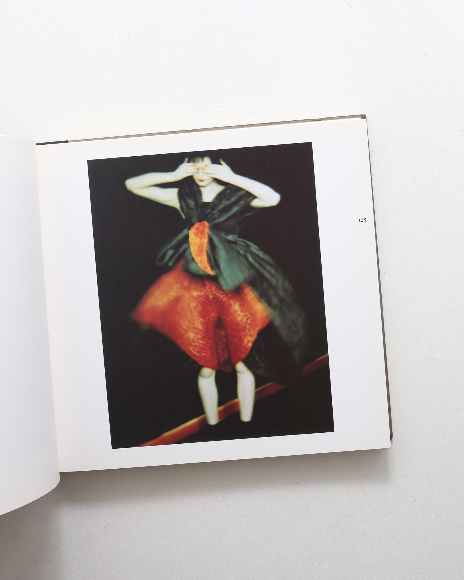 Coincidences | Sarah Moon サラ・ムーン | nostos books ノストスブックス