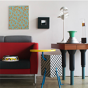 ソットサス、メンフィス、ポストモダン”をテーマに小物から家具まで