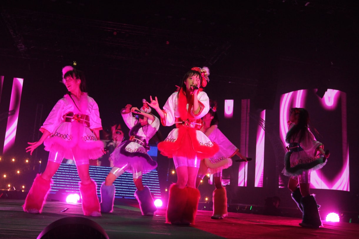 momocloZ_momocri2011_01.jpg?