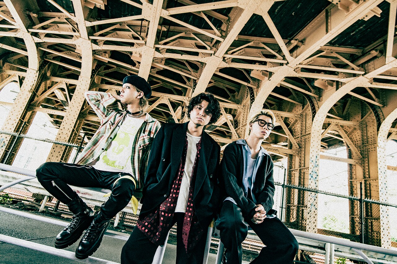 SIX LOUNGEが向かい風浴びる、ヒロアカED曲「キタカゼ」MV（動画あり