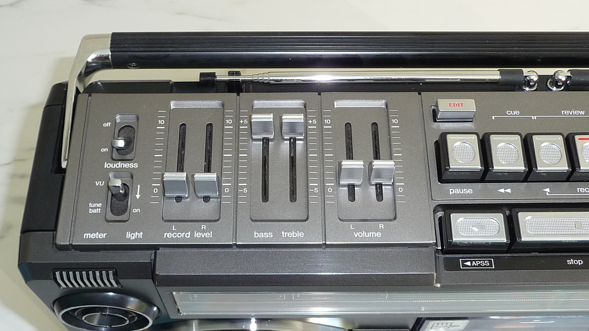 SHARP GF-303SB Stereo Radio Cassette Recorder - Old Boomboxes