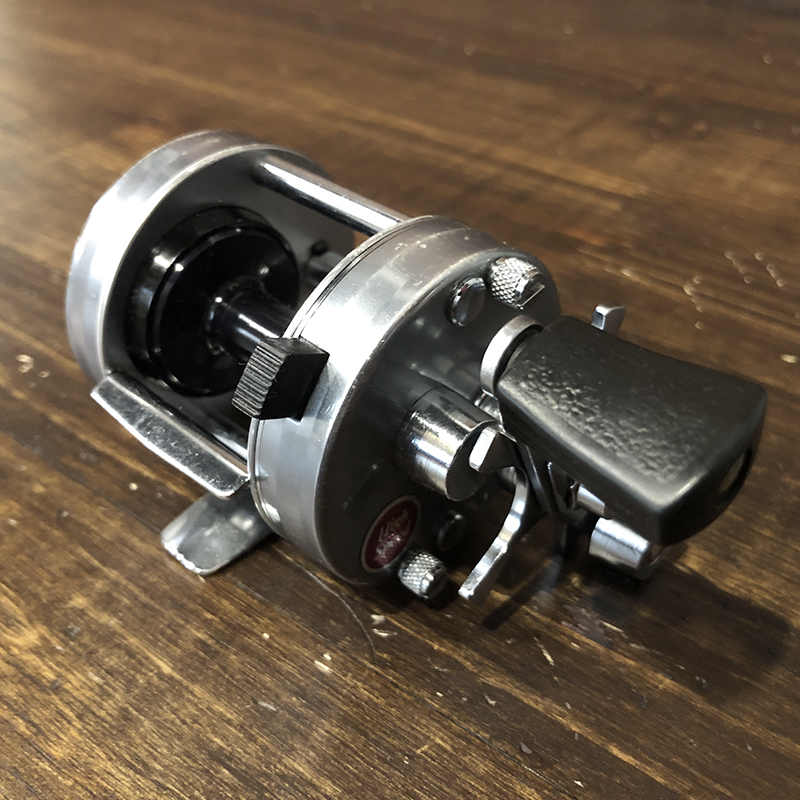Abu Ambassadeur 2500C Bait Casting Reel Fn761100 アブ アンバサダー