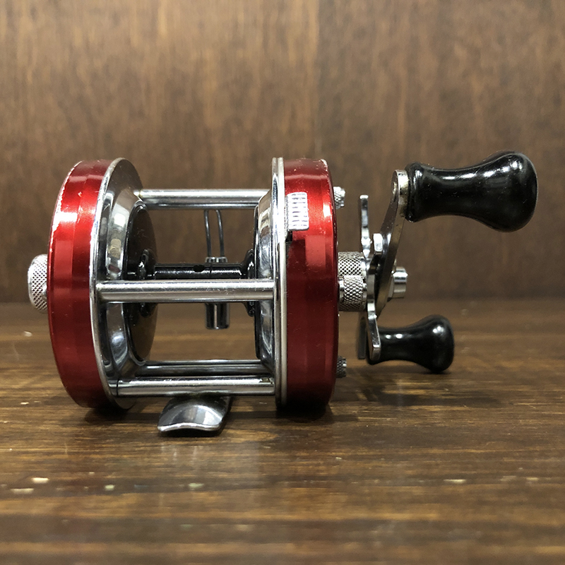 Abu Ambassadeur 5500 Cherry Red Bait Reel New High Speed 780600