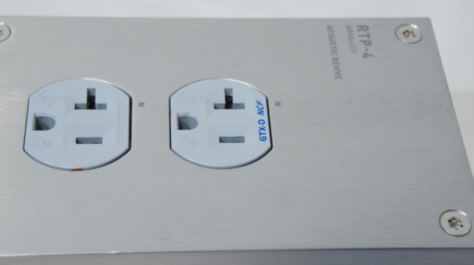 ACOUSTIC REVIVE アコースティックリバイブ RTP-4 absolute 電源タップ