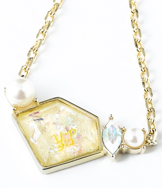 ユーリ!!! on ICE』氷の世界をイメージしたネックレスや腕時計