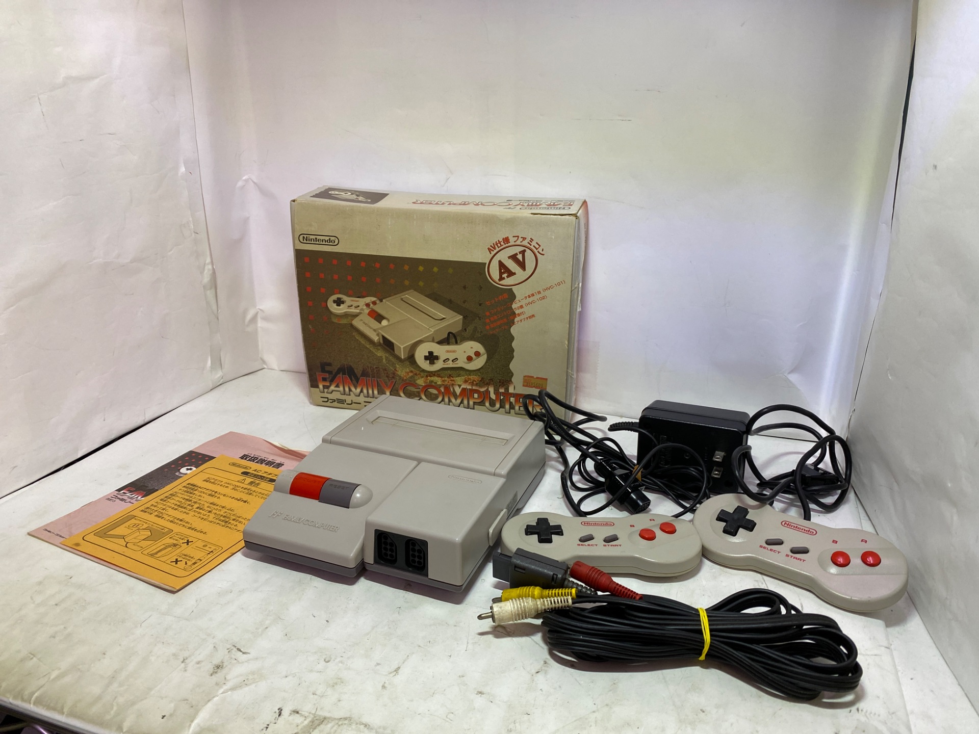 Nintendo ニューファミコンの激安通販(詳細情報) - パソコンショップパウ