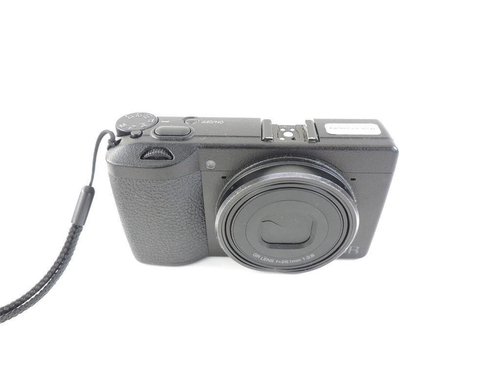 Police Auctions Canada - Ricoh GR IIIx R05010 24.4MP Digital