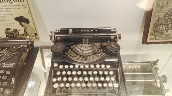 京アニファンの友達が「ヴァイオレット・エヴァーガーデン」pvに出てき